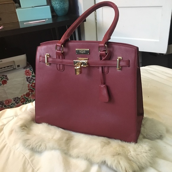 BCBG Handbags - Elegant Burgundy Handbag